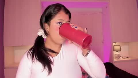 Snapshot of vicky_ruiz chatting on 15, 1, 2025 V I C K Y online show from 15, 1, 2025