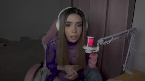 Snapshot of vickydoll28 chatting on 5, 1, 2025 vickydoll28 online show from 5, 1, 2025