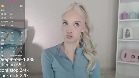 Snapshot of vickyfuckingdoll chatting on 23, 3, 2026 vickyfuckingdoll online show from 23, 3, 2026