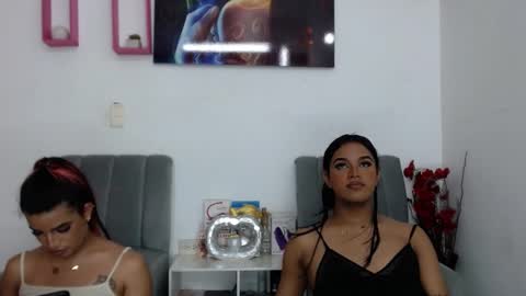 Snapshot of vickyxdany chatting on 26, 2, 2025 vickyxdany online show from 26, 2, 2025