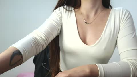 Victoria  online show from 12, 4, 2026