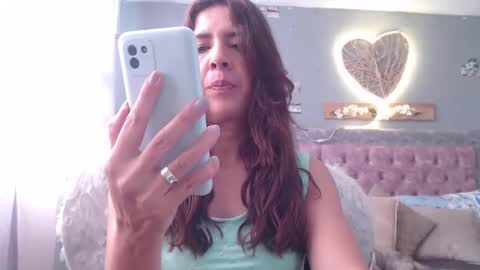 Snapshot of victoria25_meester chatting on 5, 12, 2024 Hi guys Im victoria Be the one who can control me in PVT online show from 5, 12, 2024