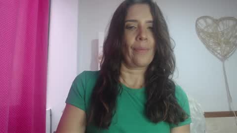 Snapshot of victoria25_meester chatting on 12, 1, 2025 Hi guys Im victoria Be the one who can control me in PVT online show from 12, 1, 2025