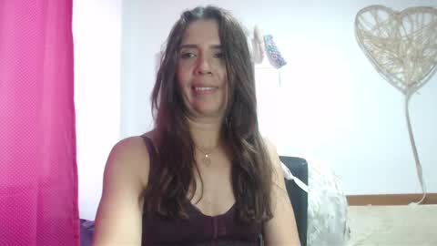 Snapshot of victoria25_meester chatting on 14, 1, 2025 Hi guys Im victoria Be the one who can control me in PVT online show from 14, 1, 2025