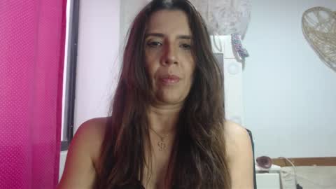 Snapshot of victoria25_meester chatting on 20, 1, 2025 Hi guys Im victoria Be the one who can control me in PVT online show from 20, 1, 2025