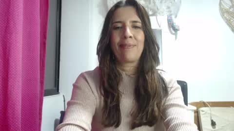 Snapshot of victoria25_meester chatting on 21, 1, 2025 Hi guys Im victoria Be the one who can control me in PVT online show from 21, 1, 2025