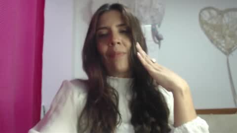Snapshot of victoria25_meester chatting on 22, 1, 2025 Hi guys Im victoria Be the one who can control me in PVT online show from 22, 1, 2025