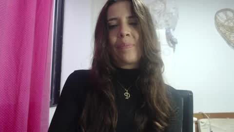Snapshot of victoria25_meester chatting on 23, 1, 2025 Hi guys Im victoria Be the one who can control me in PVT online show from 23, 1, 2025