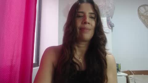 Snapshot of victoria25_meester chatting on 29, 1, 2025 Hi guys Im victoria Be the one who can control me in PVT online show from 29, 1, 2025