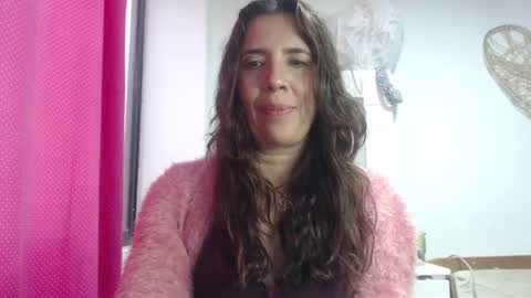 Snapshot of victoria25_meester chatting on 30, 1, 2025 Hi guys Im victoria Be the one who can control me in PVT online show from 30, 1, 2025