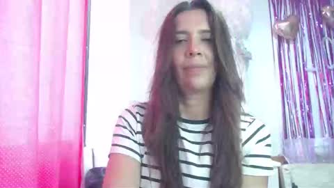 Snapshot of victoria25_meester chatting on 19, 2, 2025 Hi guys Im victoria Be the one who can control me in PVT online show from 19, 2, 2025