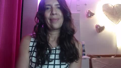 Snapshot of victoria25_meester chatting on 27, 2, 2025 Hi guys Im victoria Be the one who can control me in PVT online show from 27, 2, 2025