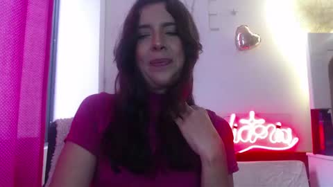 Snapshot of victoria25_meester chatting on 3, 3, 2025 Hi guys Im victoria Be the one who can control me in PVT online show from 3, 3, 2025