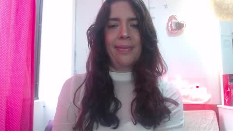 Snapshot of victoria25_meester chatting on 9, 3, 2025 Hi guys Im victoria Be the one who can control me in PVT online show from 9, 3, 2025