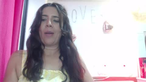 Snapshot of victoria25_meester chatting on 11, 3, 2025 Hi guys Im victoria Be the one who can control me in PVT online show from 11, 3, 2025