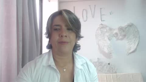 Snapshot of victoria25_meester chatting on 13, 9, 2025 Hi guys Im victoria Be the one who can control me in PVT online show from 13, 9, 2025