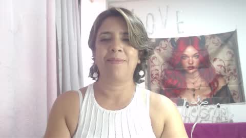 Hi guys   Im victoria  Be the one who can control me in PVT online show from 13, 11, 2025