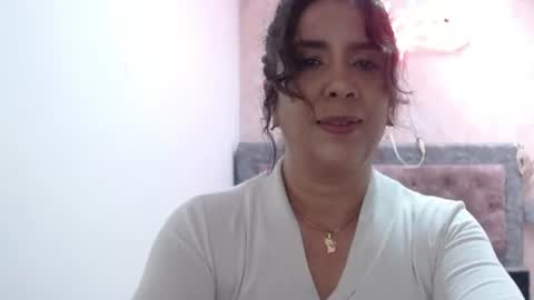 Snapshot of victoria25_meester chatting on 17, 6, 2026 Hi guys Im victoria Be the one who can control me in PVT online show from 17, 6, 2026