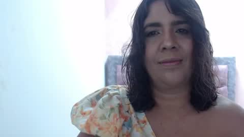 Snapshot of victoria25_meester chatting on 13, 7, 2026 Hi guys Im victoria Be the one who can control me in PVT online show from 13, 7, 2026