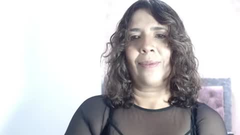 Snapshot of victoria25_meester chatting on 3, 8, 2026 Hi guys Im victoria Be the one who can control me in PVT online show from 3, 8, 2026