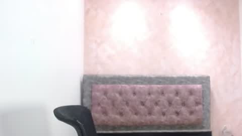 Snapshot of victoria25_meester chatting on 4, 8, 2026 Hi guys Im victoria Be the one who can control me in PVT online show from 4, 8, 2026