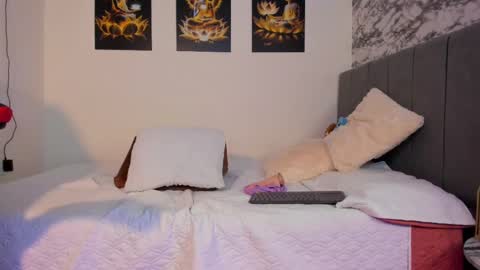 Snapshot of victoria__coopeer chatting on 9, 3, 2025 Victoria Coopeer online show from 9, 3, 2025