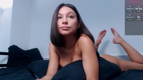 Snapshot of victoria__harris chatting on 25, 10, 2025 Victoria online show from 25, 10, 2025
