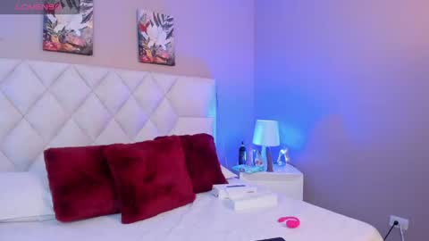 Snapshot of victoria__lee_ chatting on 26, 5, 2026 victoria__lee_ online show from 26, 5, 2026