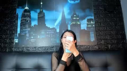 Victoria online show from 25, 11, 2025