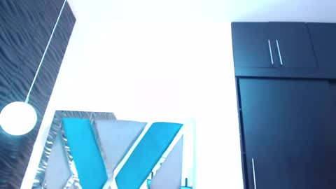 Victoria online show from 17, 9, 2025