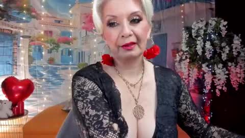 Snapshot of victoria_dior chatting on 8, 3, 2025 diorvictoria9 online show from 8, 3, 2025