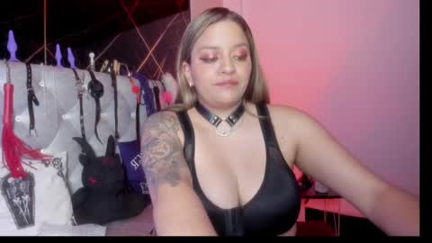 Snapshot of victoria_floyd1 chatting on 20, 9, 2025 victoria_floyd1 online show from 20, 9, 2025