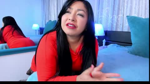 Snapshot of victoria_kim_lee chatting on 27, 5, 2026 Victoria online show from 27, 5, 2026