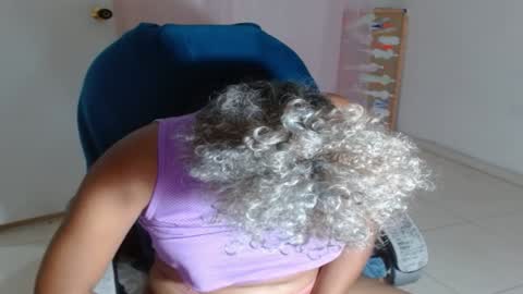 VICKY online show from 20, 1, 2025