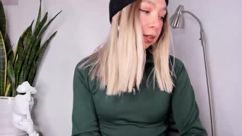 D A N I online show from 28, 10, 2025