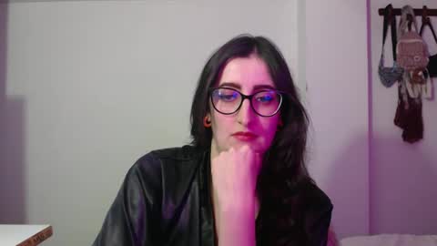 Victoria online show from 10, 2, 2026