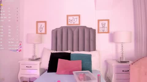 victoria  online show from 2, 2, 2025