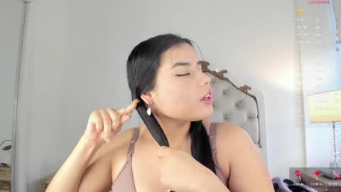 Snapshot of victoria_vallejo chatting on 6, 5, 2026 victoria online show from 6, 5, 2026