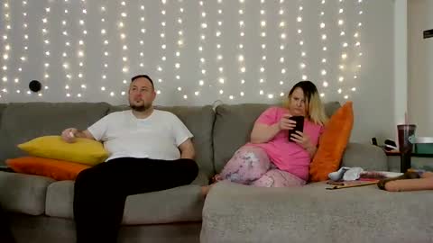 Victoria and Jesse online show from 10, 12, 2024