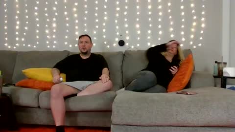 Victoria and Jesse online show from 24, 12, 2024