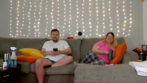 Victoria and Jesse online show from 27, 12, 2024