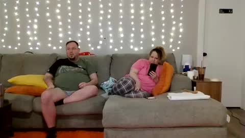 Victoria and Jesse online show from 14, 2, 2025