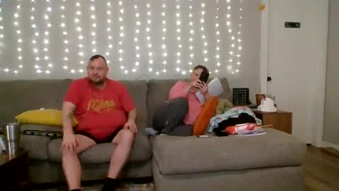 Victoria and Jesse online show from 9, 10, 2025