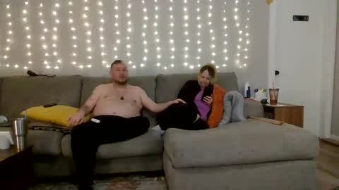 Victoria and Jesse online show from 1, 11, 2025