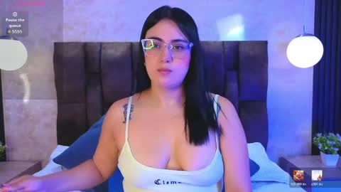 Snapshot of victoriaandrade chatting on 3, 6, 2026 Victoria Andrade online show from 3, 6, 2026