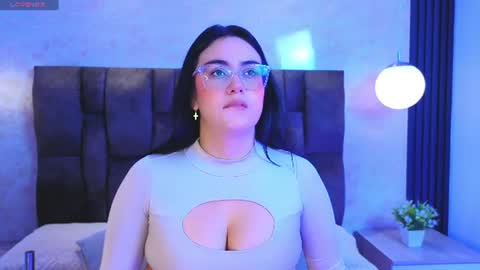 Snapshot of victoriaandrade chatting on 1, 7, 2026 Victoria Andrade online show from 1, 7, 2026