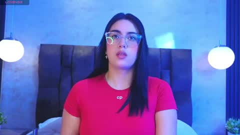 Snapshot of victoriaandrade chatting on 5, 7, 2026 Victoria Andrade online show from 5, 7, 2026
