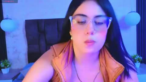 Snapshot of victoriaandrade chatting on 6, 7, 2026 Victoria Andrade online show from 6, 7, 2026