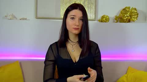 Victoria online show from 20, 11, 2025