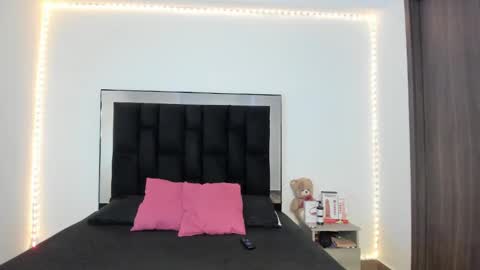 VICTORIA online show from 24, 2, 2025